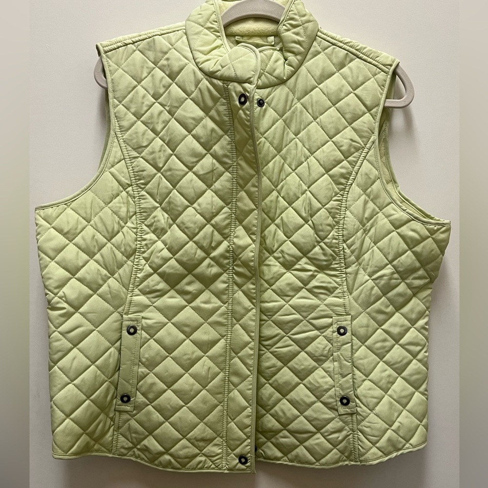 NWT, celery colored vest, zips both ways, 2 pockets, polar fleece lining.